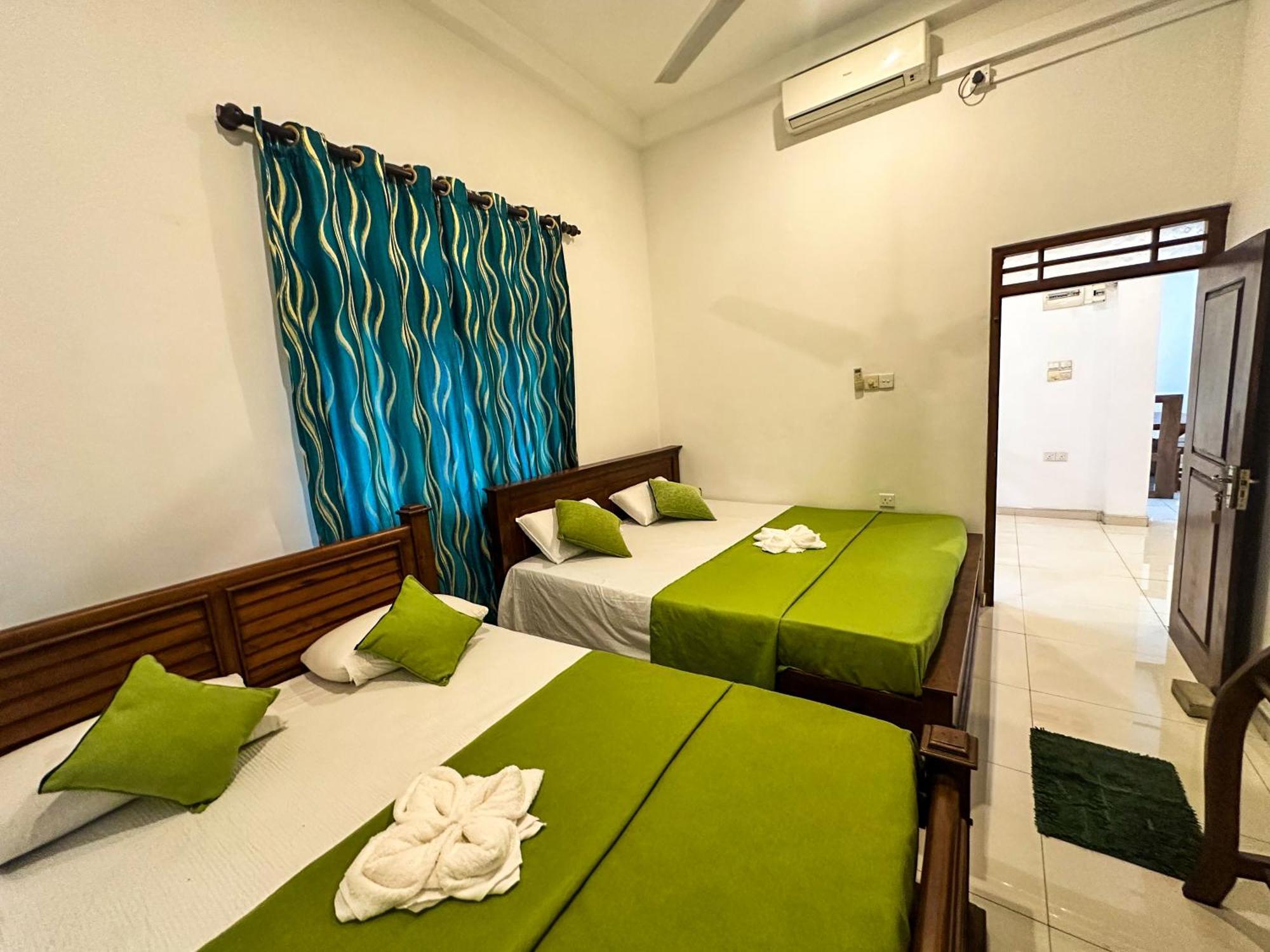 New Panda House Hotel Galle Exterior foto
